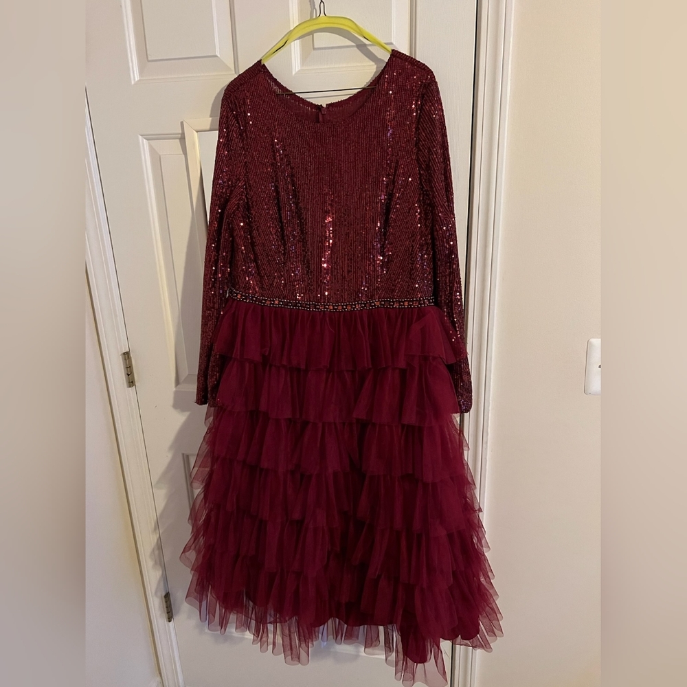 LONG SLEEVE RUFFLE TIERED MIDI DRESS - Picture 2 of 4